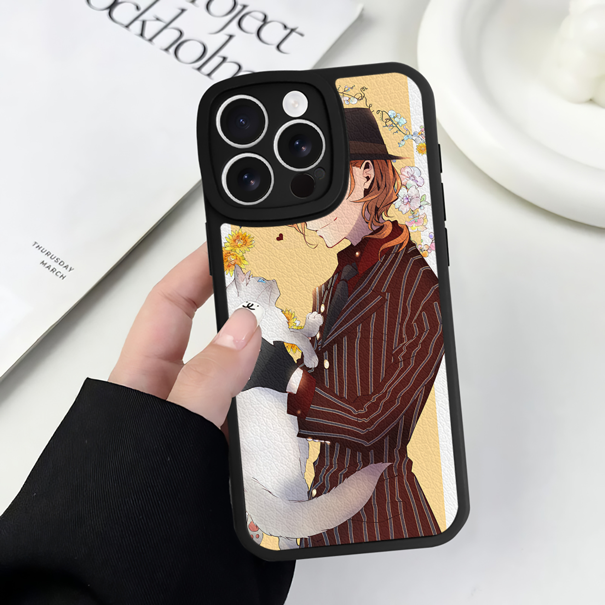 （画像用） 文豪ストレイドッグス Bungo Stray Dogs 【iPhone 16シリーズ対応】シリコンスマホケース（レザー調） 材質：シリコン